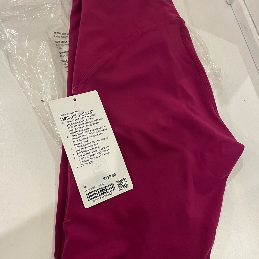 lululemon athletica NWT Women's instill HR tight Magenta